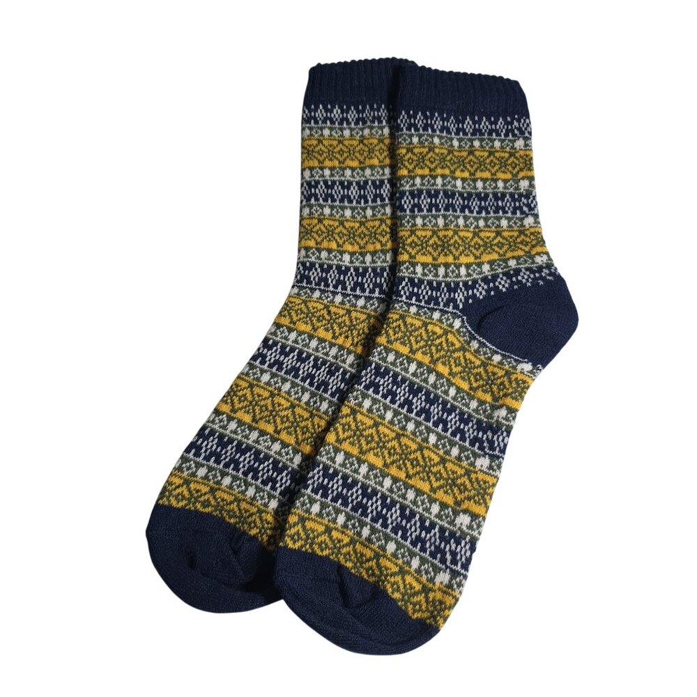 Nordic Style Pattern Knit Crew Socks Multicolor Men Winter Warm Cozy Soft Gift